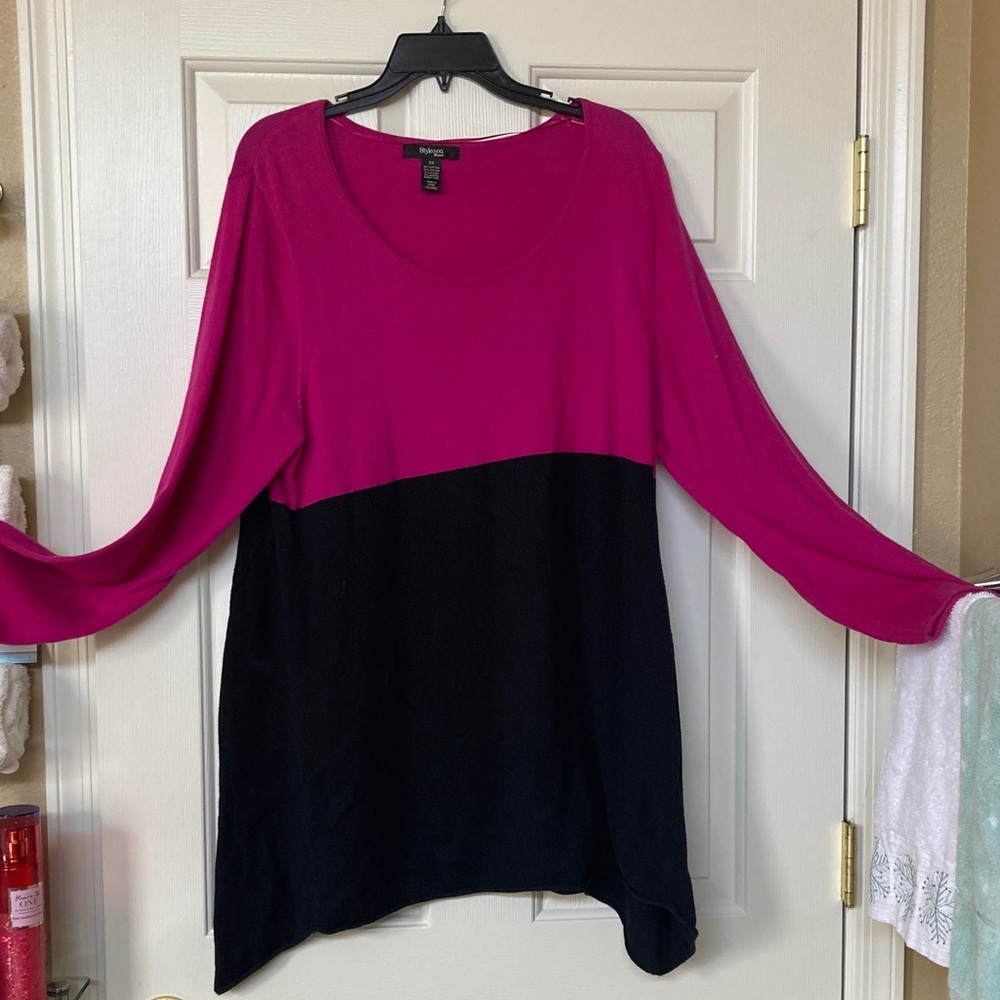 Style & Co. Fuchsia and Black Colorblock Long Sleeve Tunic